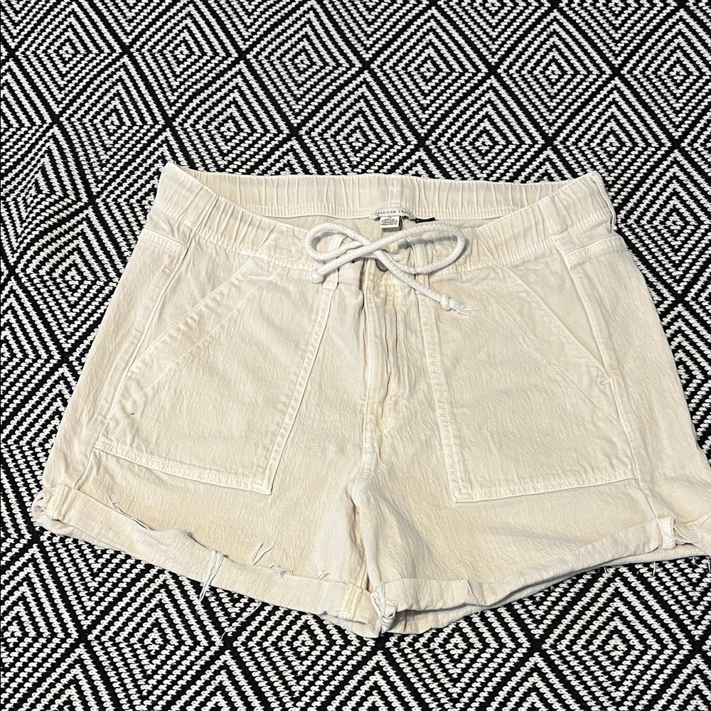 American Eagle Outfitters Cream Cargo Shorts